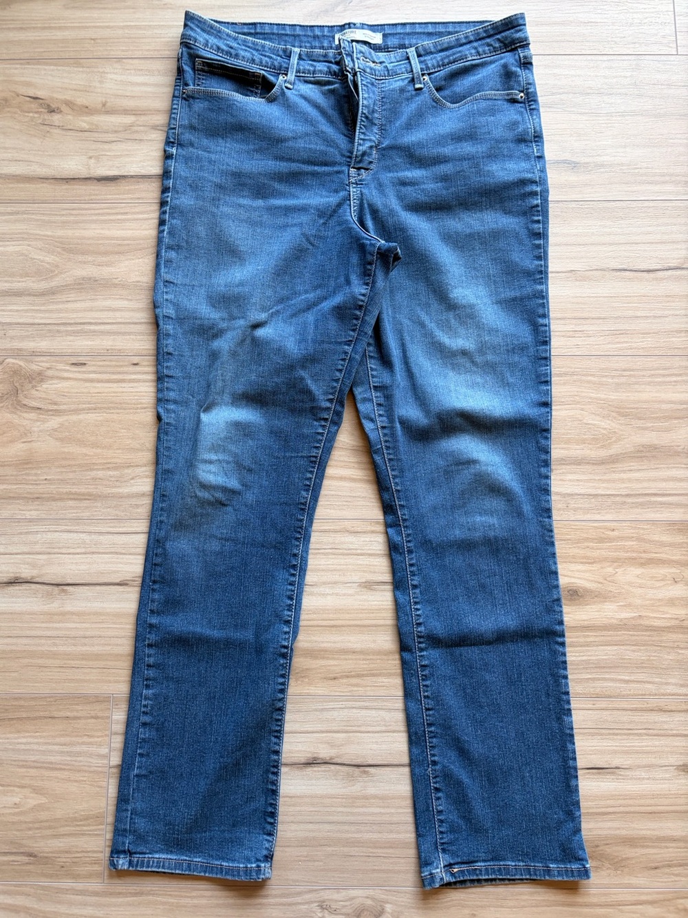 Levi Strauss Signature Gold Straight Jeans Women’s 16M 33x30